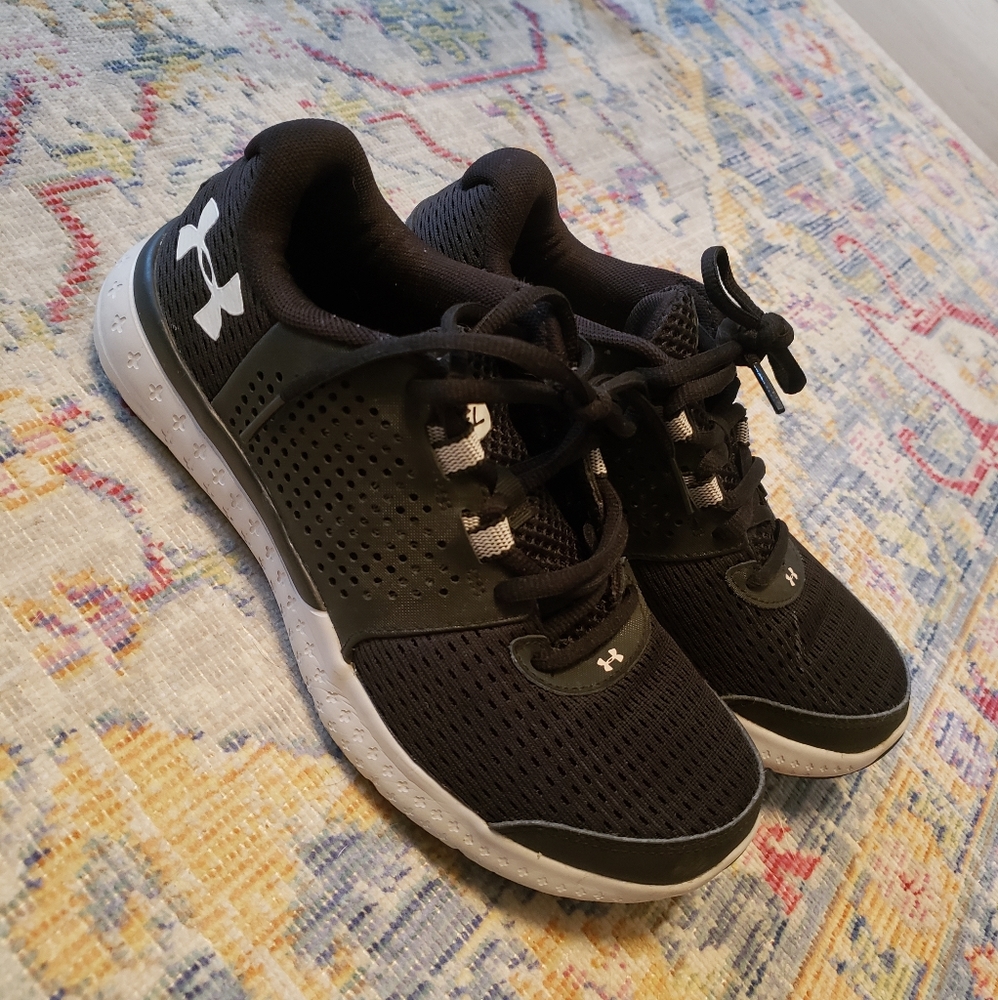 Under armour women's running shoes